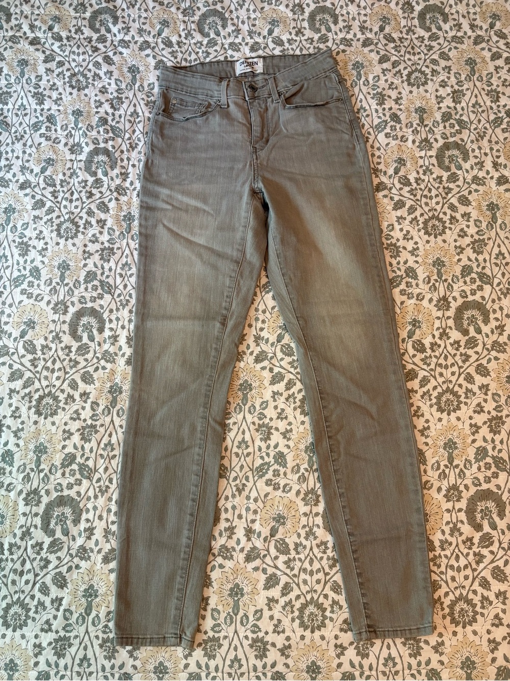 Denizen from Levi's Olive Green Women's Skinny Jeans